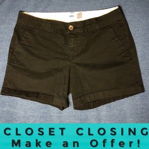 Old Navy black shorts